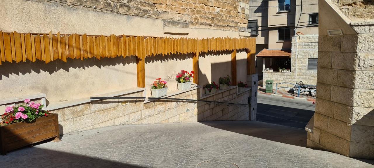 Maria'S Guesthouse - Uphill View Of Nazareth F Exterior photo